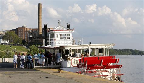 boat cruises in richmond va.